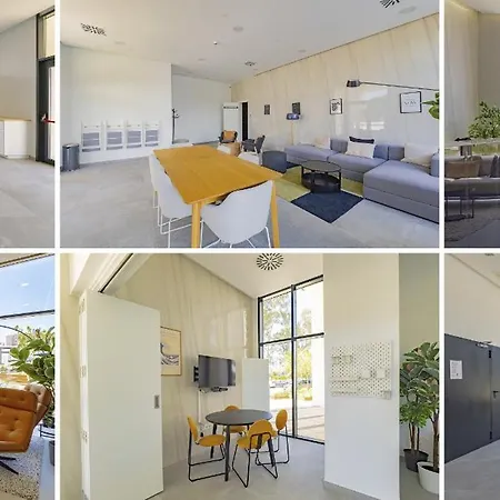 Cubo's Urban Sky Deluxe 14 Apartment
